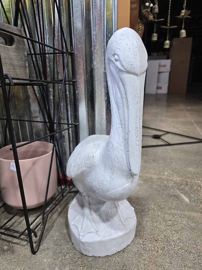 Cement pelican