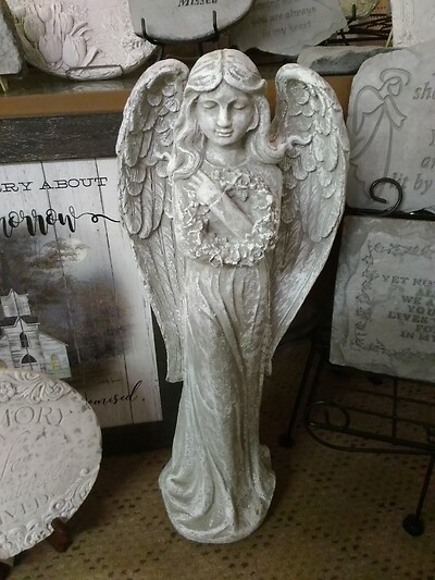 Angel with wreath